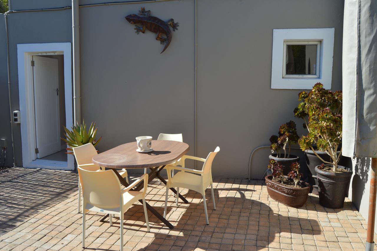 African Palm Cottage And Guesthouse Durbanville Exteriér fotografie