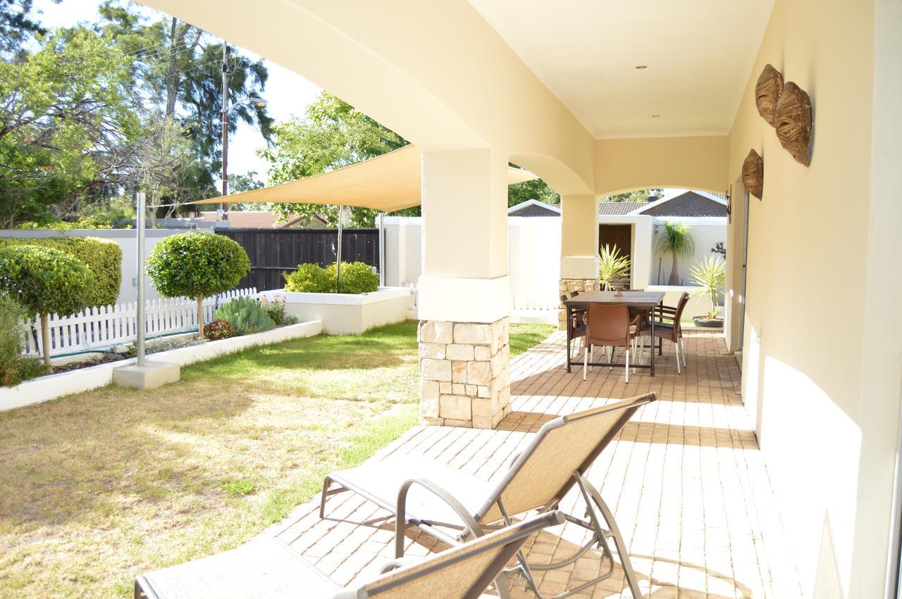 African Palm Cottage And Guesthouse Durbanville Exteriér fotografie