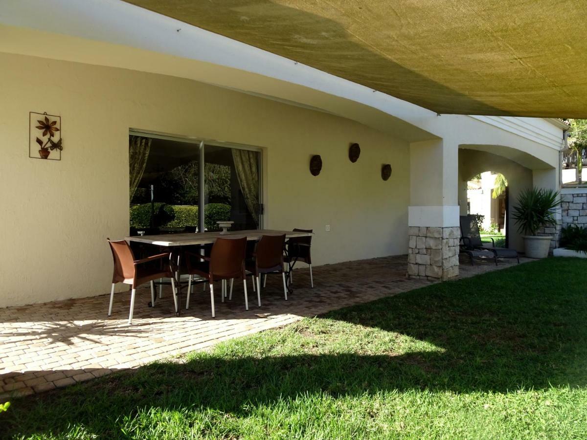 African Palm Cottage And Guesthouse Durbanville Exteriér fotografie